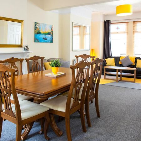 Newly Launched 3 Bedroom House With Free Parking Litherland Exterior foto