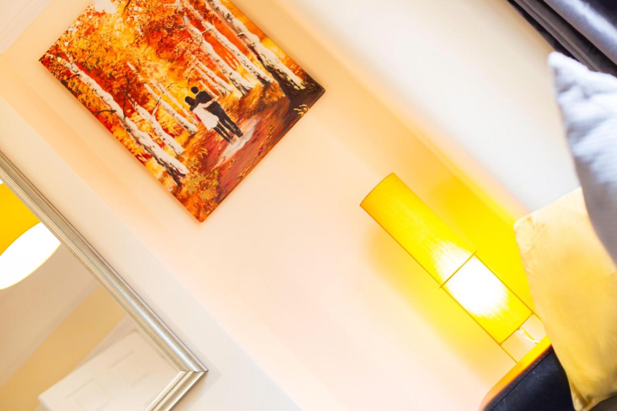 Newly Launched 3 Bedroom House With Free Parking Litherland Exterior foto